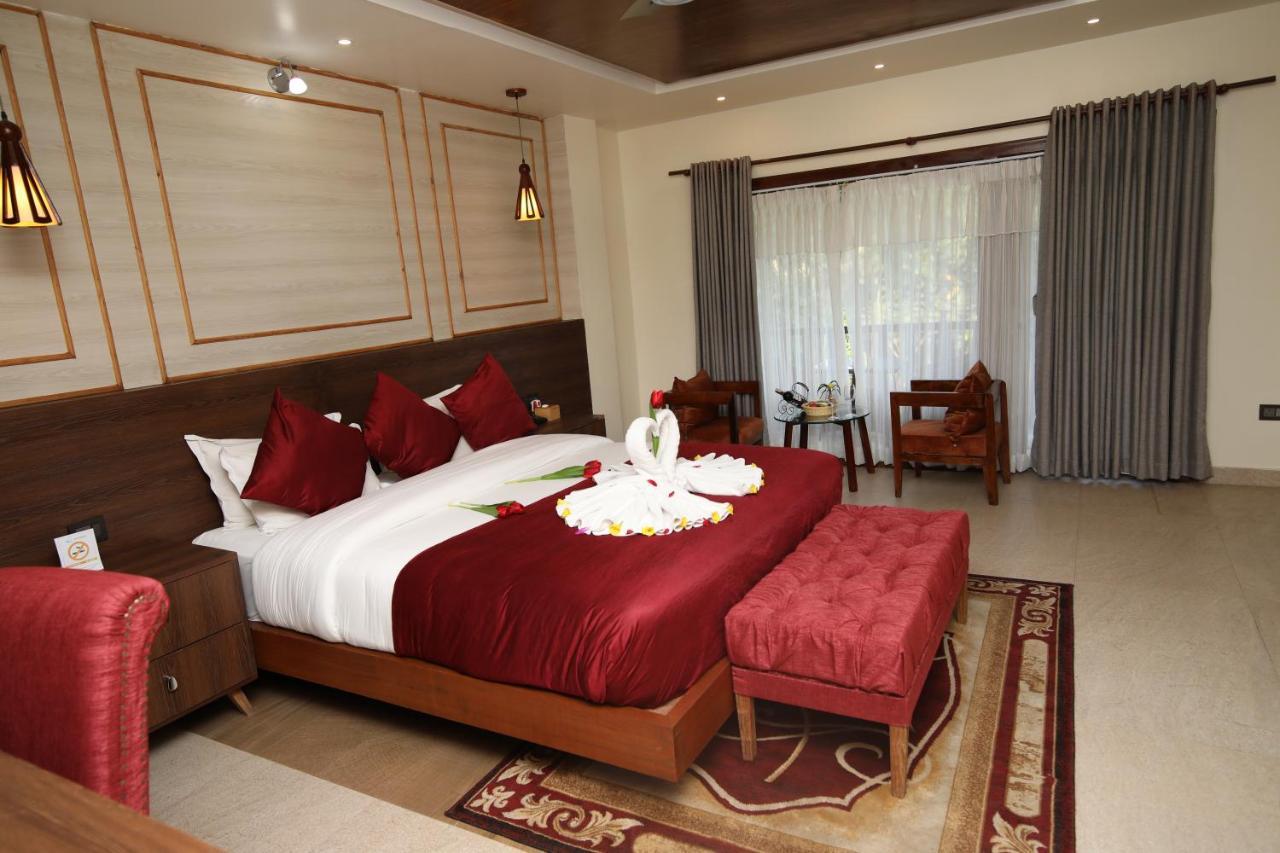 Kc'S Home Sauraha Exterior foto