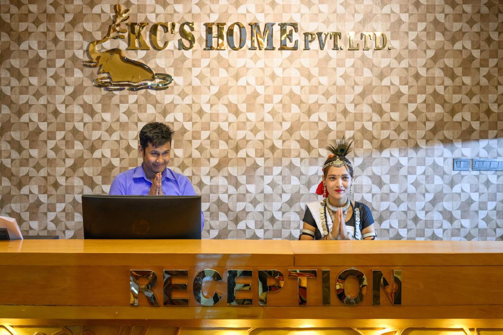 Kc'S Home Sauraha Exterior foto